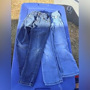2 jeans size  6/7